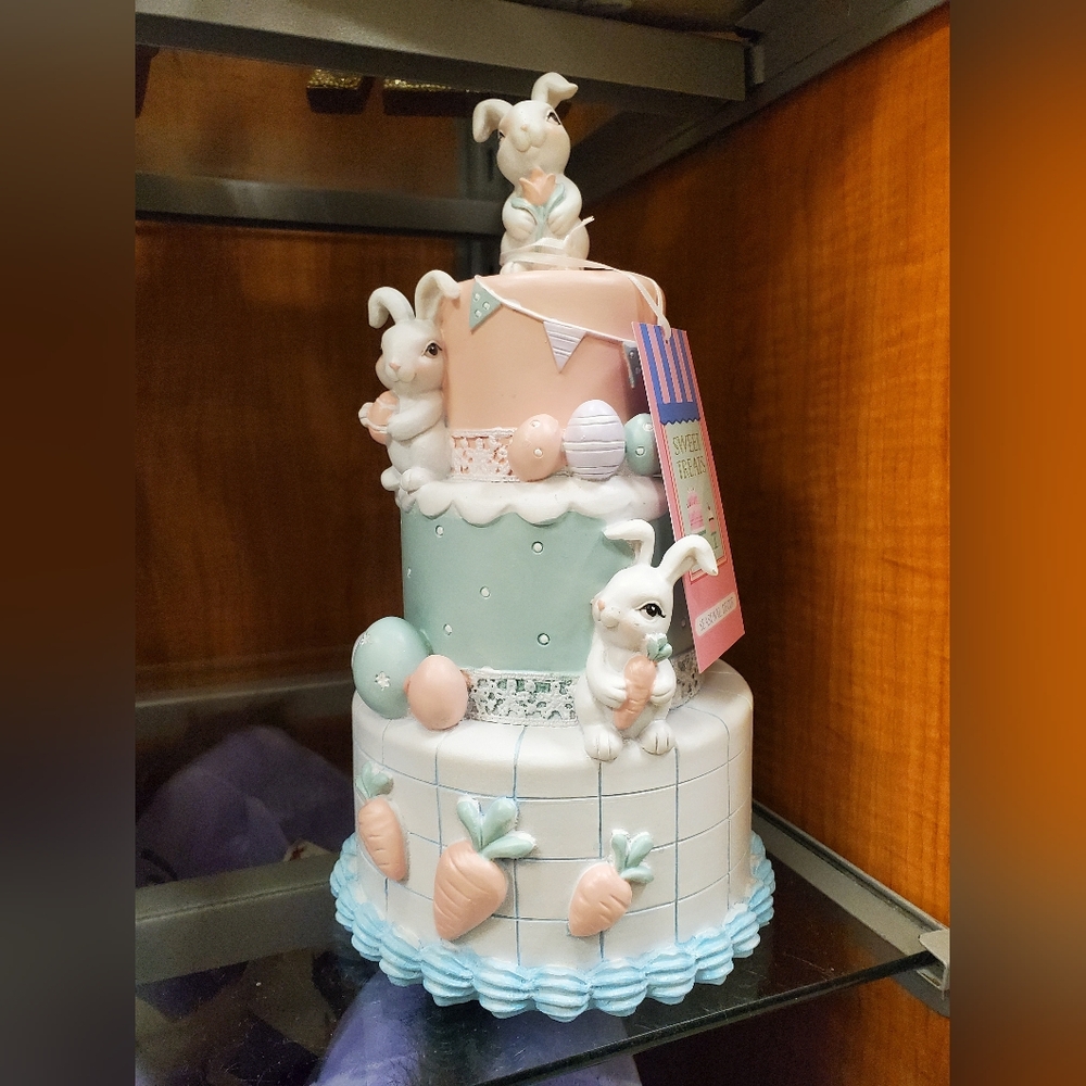 Pastel Easter Cake Decor-NWT